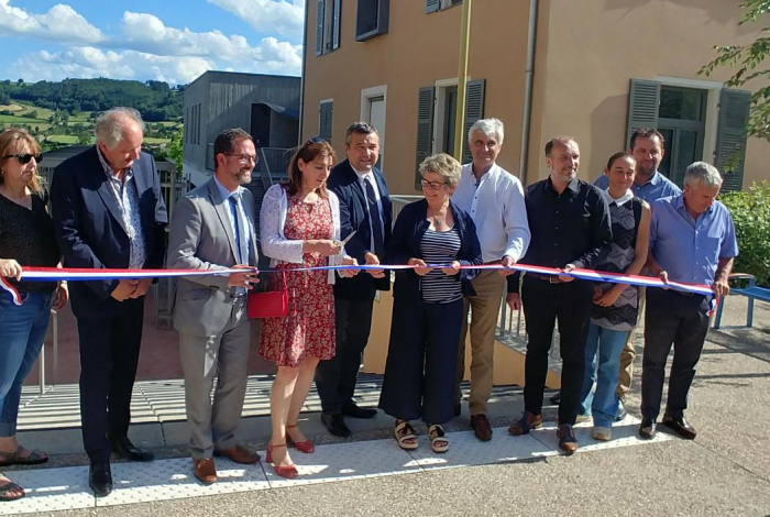 Inauguration de logements à Matour