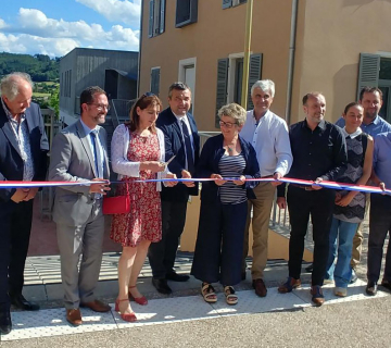 Inauguration de logements à Matour