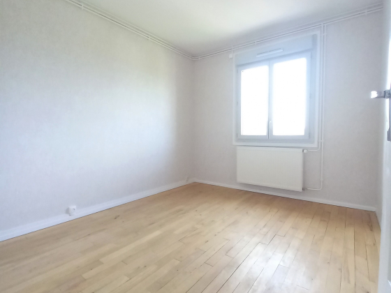 Appartement Autun 5 pièces - 478.5€