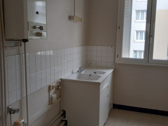 Appartement Autun 1 pièce - 303.58€