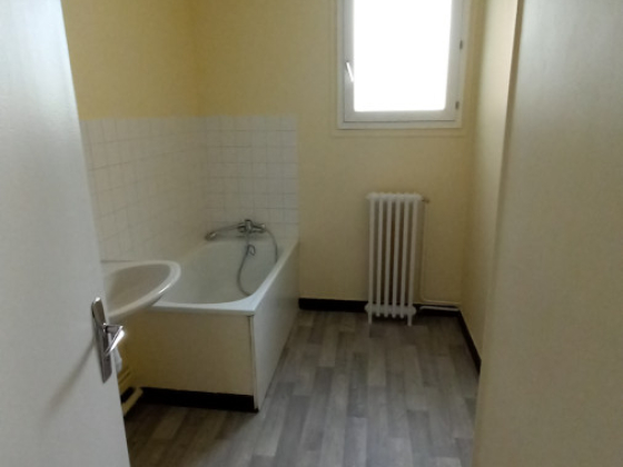 Appartement Autun 1 pièce - 266.63€