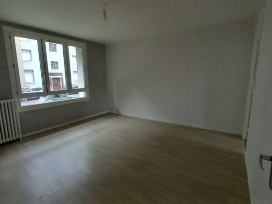 Appartement Autun 3 pièces - 419.8€
