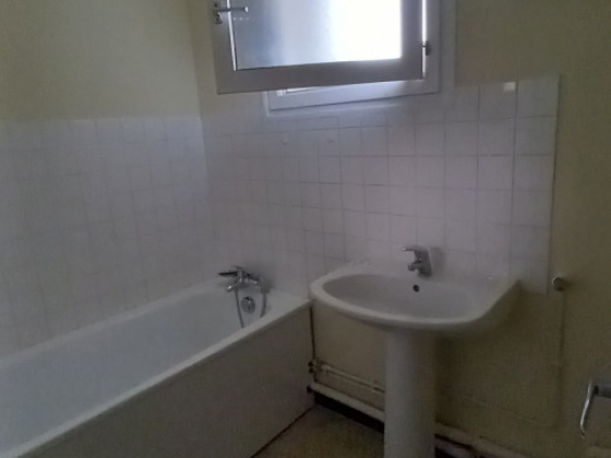 Appartement Autun 3 pièces - 419.8€