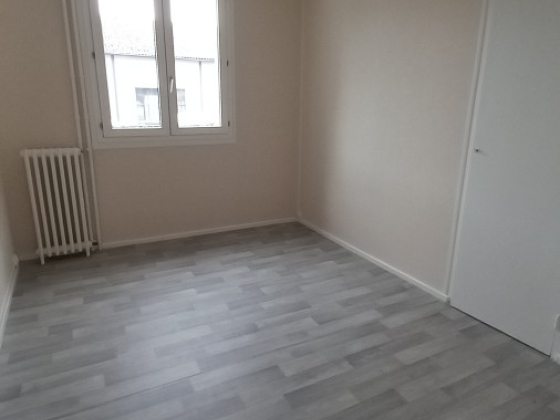 Appartement Autun 3 pièces - 419.8€