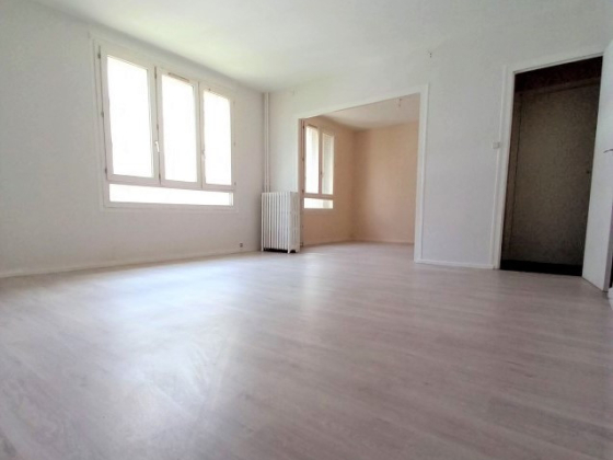 Appartement Autun 5 pièces - 655.24€