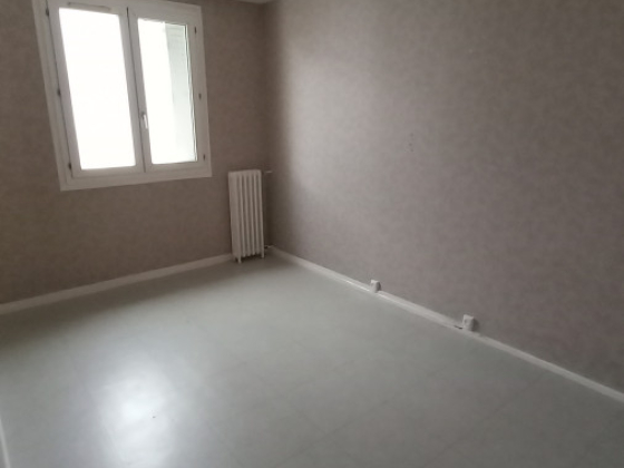 Appartement Autun 4 pièces - 575.18€