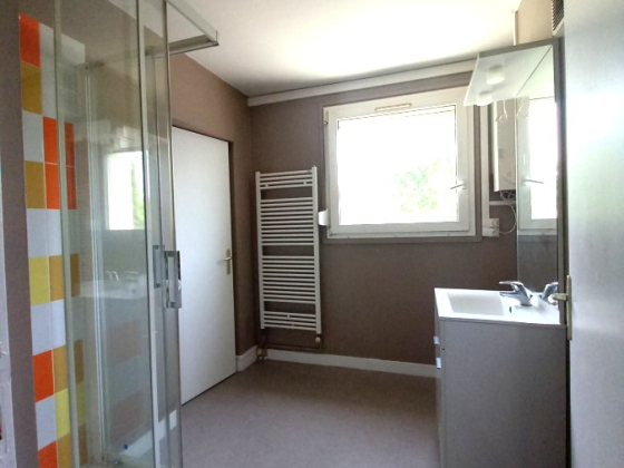 Appartement Autun 3 pièces - 592.83€