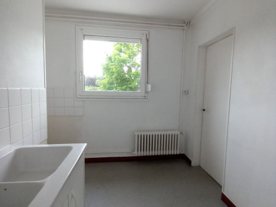 Appartement Autun 3 pièces - 484.2€