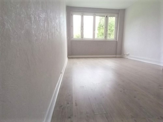 Appartement Autun 3 pièces - 488.46€