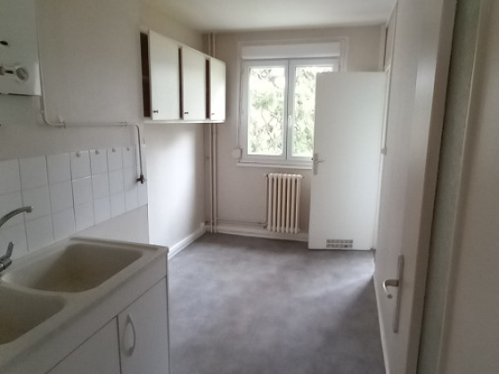 Appartement Autun 4 pièces - 555.32€