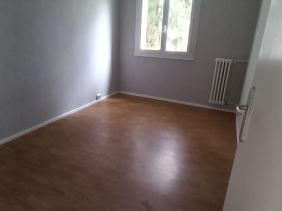 Appartement Autun 4 pièces - 555.32€