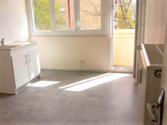 Appartement Autun 4 pièces - 601.29€