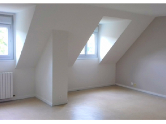 Appartement Autun 4 pièces - 600.93€