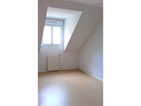 Appartement Autun 4 pièces - 600.93€