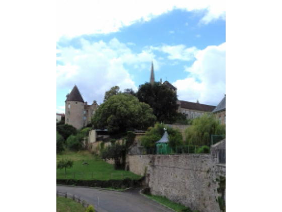 Appartement Autun 4 pièces - 600.93€