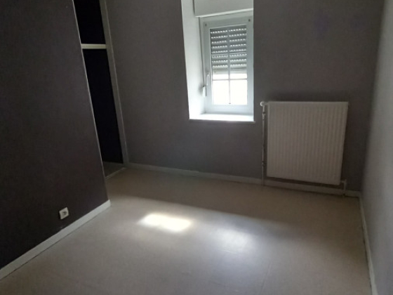 Appartement Autun 3 pièces - 377.39€