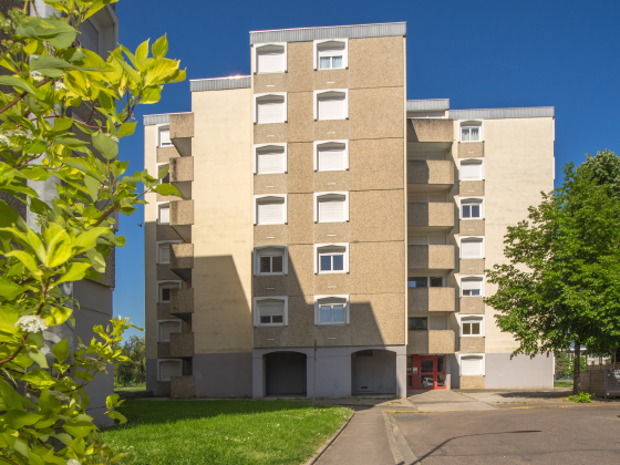 Appartement Chalon-sur-Saône 1 pièce - 420.83€