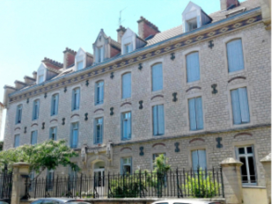 Appartement Chalon-sur-Saône 5 pièces - 952.5€