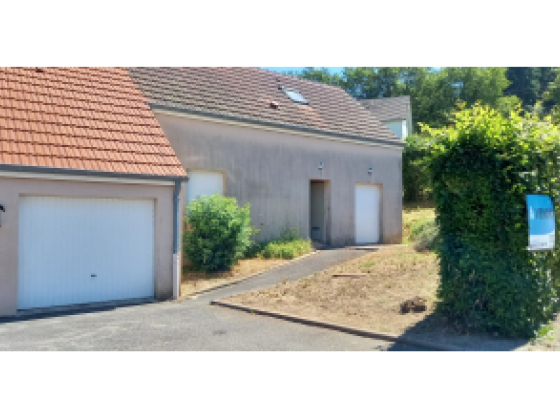 Maison Charbonnat 4 pièces - 80000€