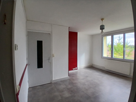 Appartement Charolles 3 pièces - 393.74€