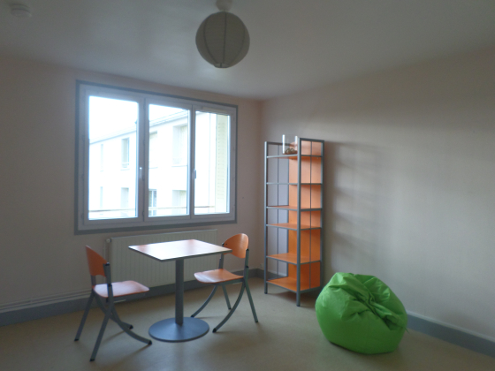 Appartement Charolles 2 pièces - 324.79€