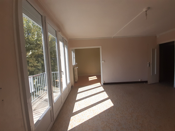 Appartement Charolles 5 pièces - 630.29€
