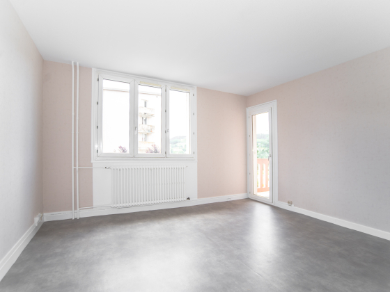 Appartement Chauffailles 5 pièces - 606.02€