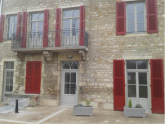 Appartement Cuiseaux 5 pièces - 687.19€