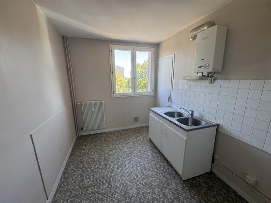 Appartement Digoin 4 pièces - 566.03€