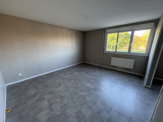 Appartement Digoin 4 pièces - 493.39€