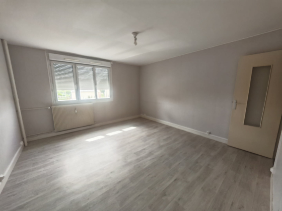 Appartement Génelard 2 pièces - 380.72€