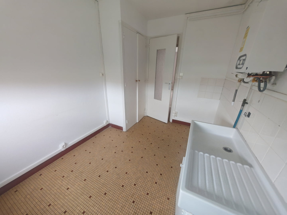 Appartement Génelard 2 pièces - 380.72€