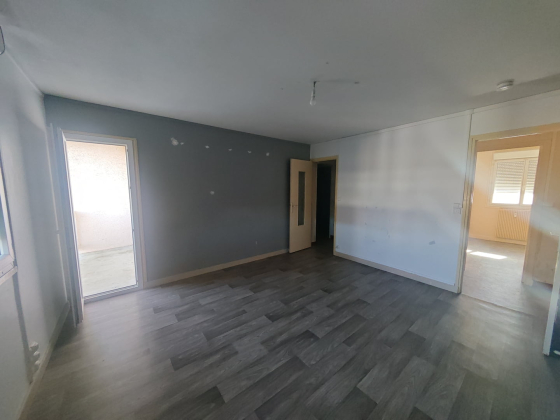 Appartement Génelard 4 pièces - 491.71€