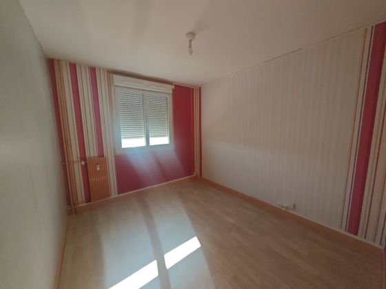 Appartement Génelard 4 pièces - 491.71€