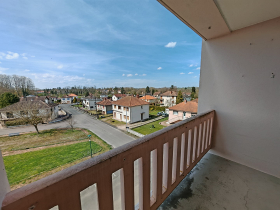 Appartement Génelard 4 pièces - 484.47€