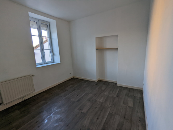 Appartement Génelard 4 pièces - 546.57€