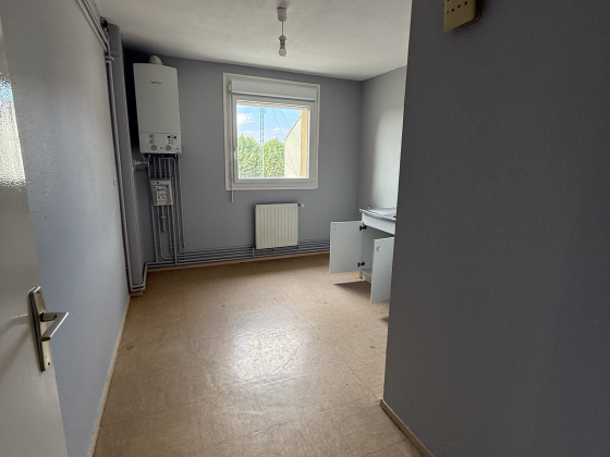 Appartement Givry 4 pièces - 777.6€