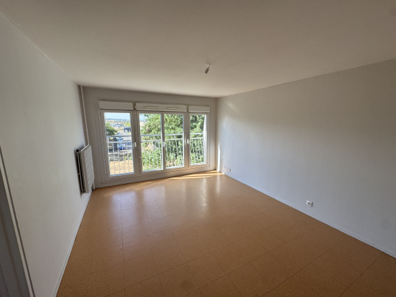 Appartement Gueugnon 2 pièces - 372.04€