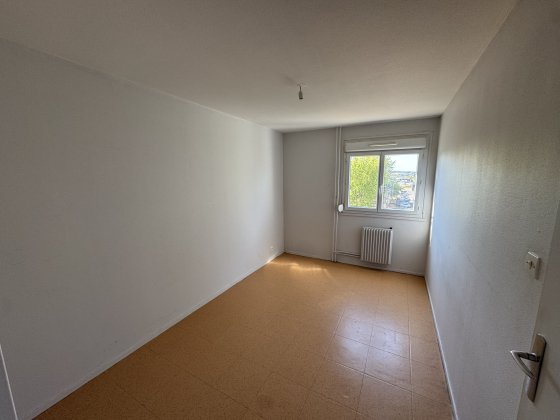 Appartement Gueugnon 2 pièces - 372.04€