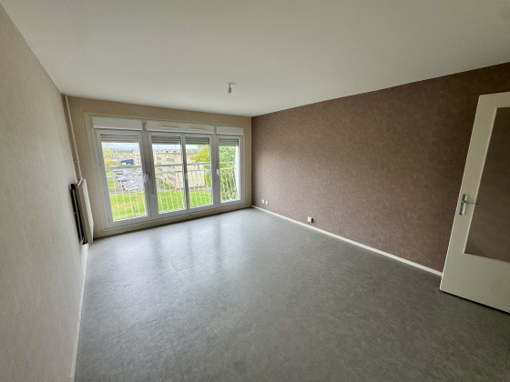 Appartement Gueugnon 3 pièces - 489.59€