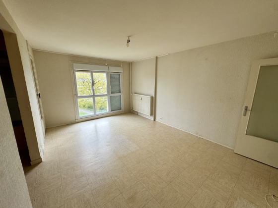 Appartement Gueugnon 4 pièces - 607.02€