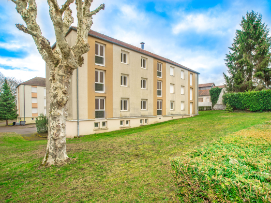 Appartement Le Creusot 1 pièce - 320.21€