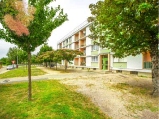 Appartement Louhans 5 pièces - 611.92€