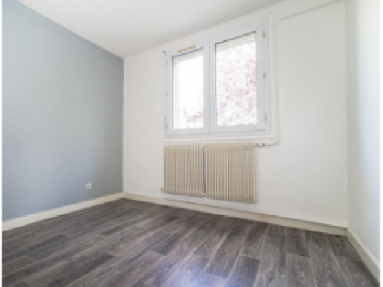 Appartement Mervans 4 pièces - 441.59€