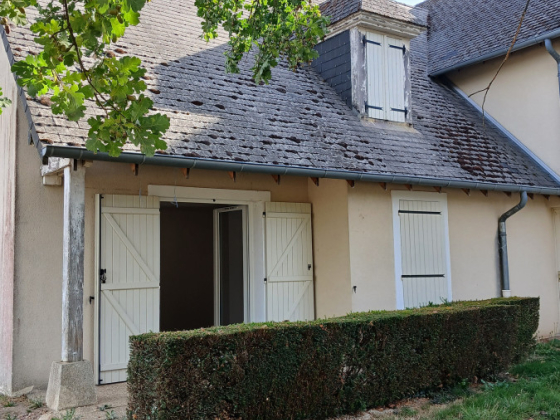 Appartement Mesvres 4 pièces - 621.98€