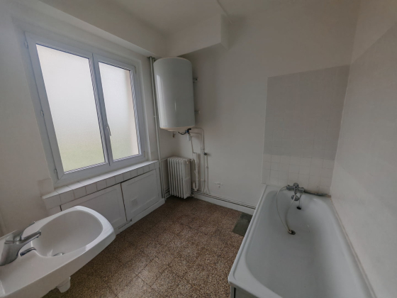 Appartement Montceau-les-Mines 3 pièces - 566.85€