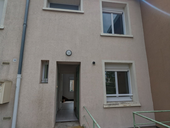 Maison Montceau-les-Mines 3 pièces - 362.41€