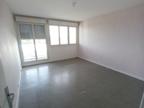Appartement Montceau-les-Mines 3 pièces - 515.02€
