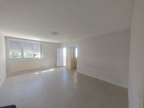 Appartement Montceau-les-Mines 3 pièces - 545.7€