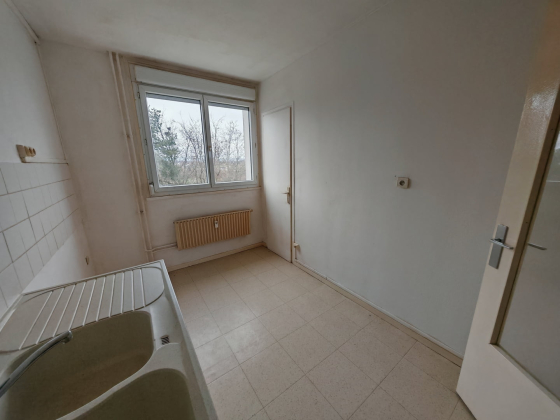 Appartement Montceau-les-Mines 3 pièces - 555.41€